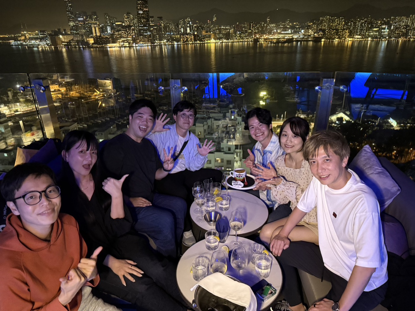 香港で乾杯